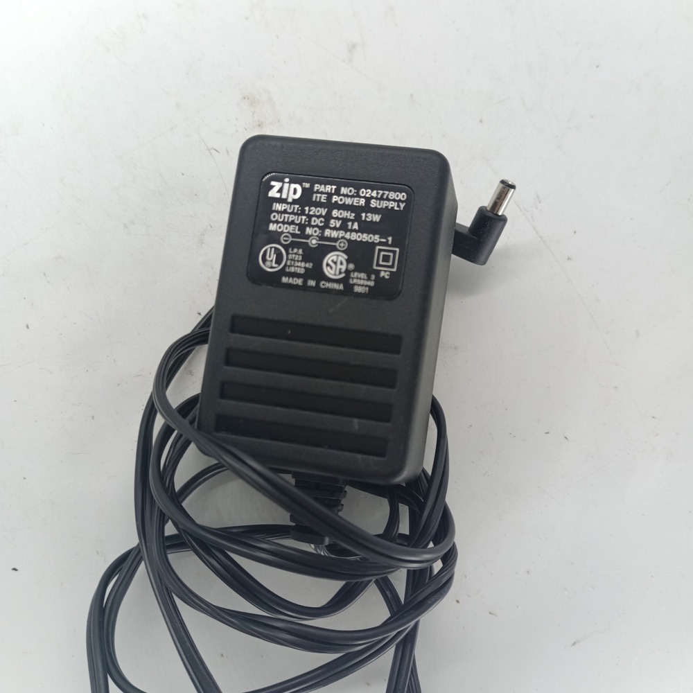 Zip Iomega ITE Power Supply 5V 1A AC Adapter RWP480505-1 Part 02477800 r1